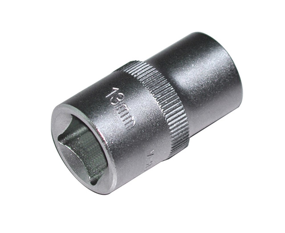 İzeltaş 1/2'' Altı Köşe Lokma Anahtar 17 Mm